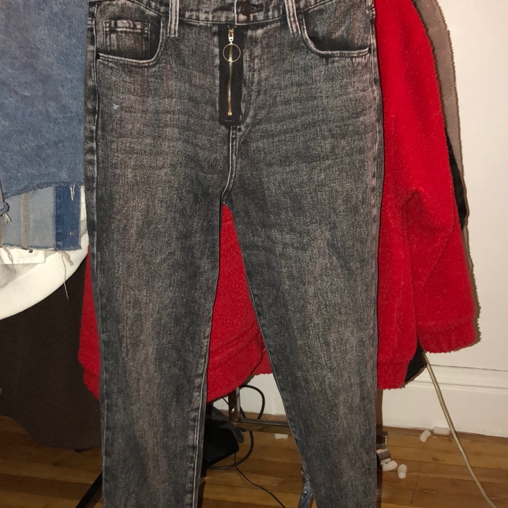 Black mom jeans